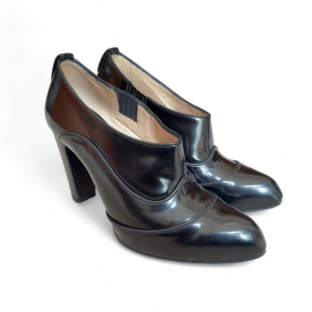 Tod's Black Leather Pointed Toe Heeled Booties size 37/6.5 - Picture 2 of 8